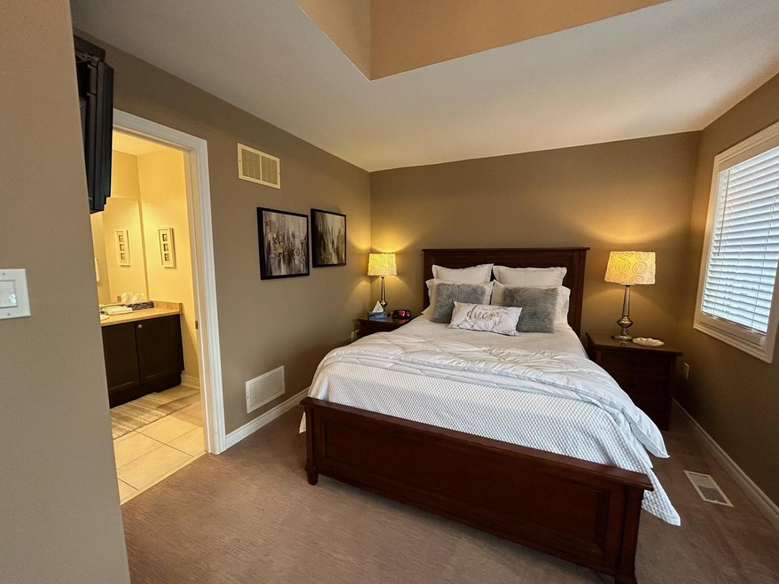 Willow Pond Satellite B&B 佩里港 外观 照片