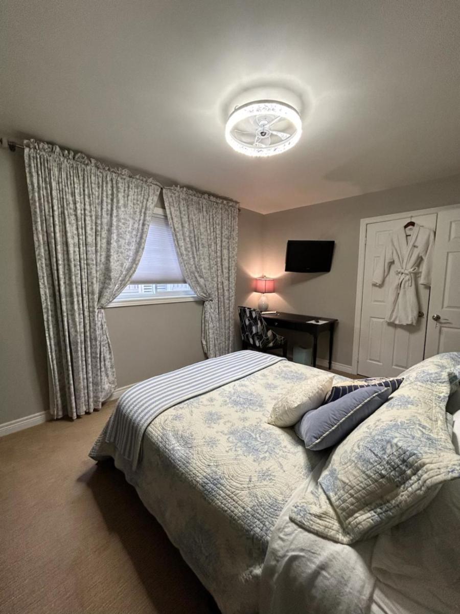 Willow Pond Satellite B&B 佩里港 外观 照片